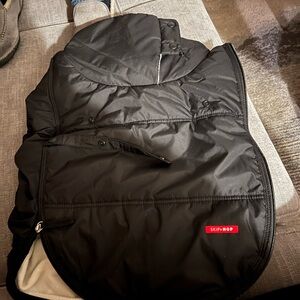 Skip Hop Cream and Black Stroller Cover